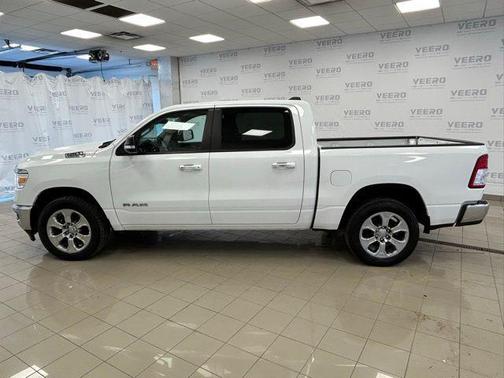 Bright White Clearcoat 2020 RAM 1500 Big Horn/Lone Star