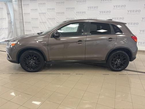 2017 Mitsubishi Outlander Sport 2.0 LE