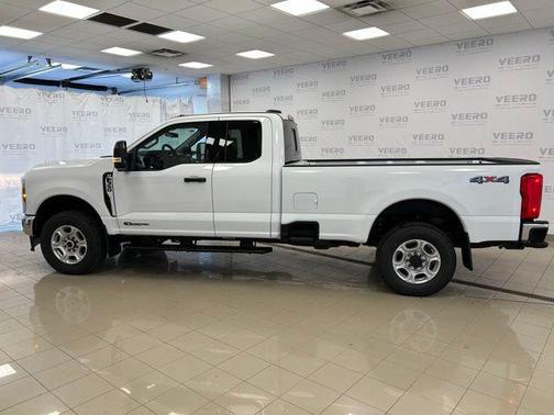 2026 Ford F-350 XLT