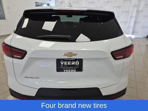 Summit White 2025 Chevrolet Blazer 2LT