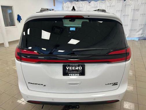 2024 Chrysler Pacifica Limited