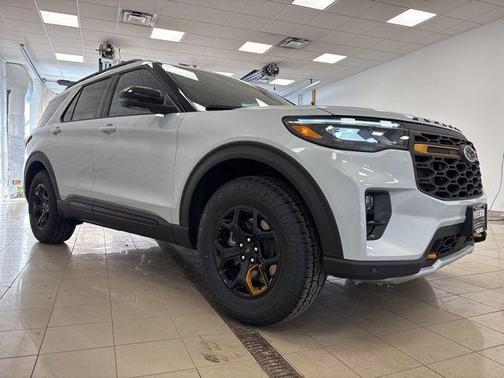 Space White Metallic 2026 Ford Explorer Tremor