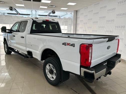 2026 Ford F-350 XLT