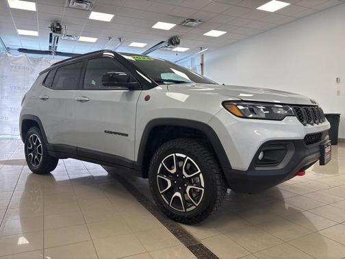 2024 Jeep Compass Trailhawk