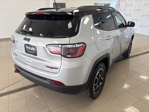 2024 Jeep Compass Trailhawk