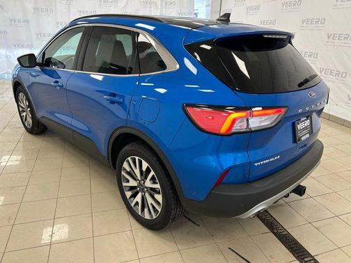 2020 Ford Escape Titanium