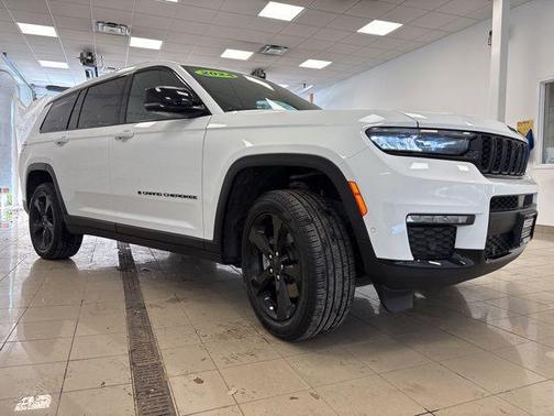 Bright White Clearcoat 2024 Jeep Grand Cherokee L Limited