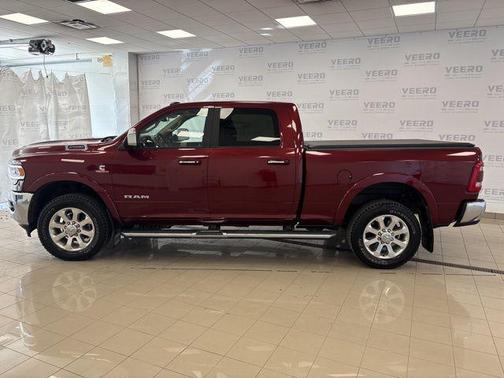 2022 RAM 2500 Laramie Crew Cab 4x4 6'4' Box