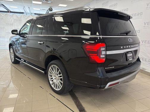 2022 Ford Expedition Max Platinum