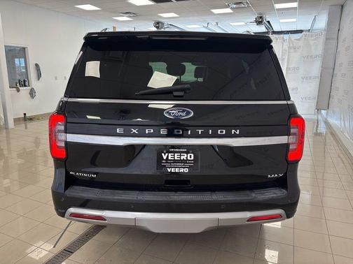 2022 Ford Expedition Max Platinum