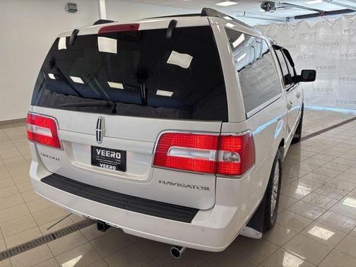 2014 Lincoln Navigator L