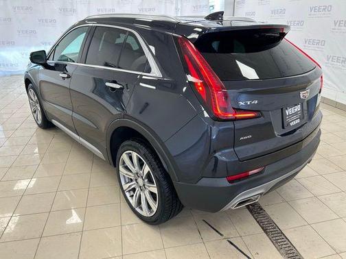 2023 Cadillac XT4 Premium Luxury