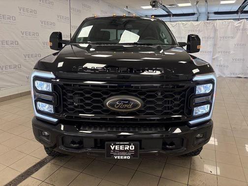 2025 Ford F-350 Lariat
