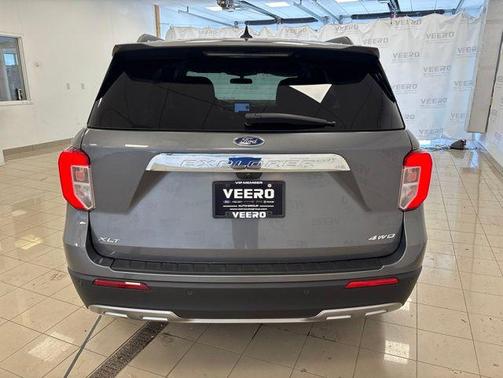 Carbonized Gray Metallic 2023 Ford Explorer XLT