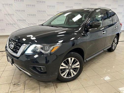 2019 Nissan Pathfinder SL
