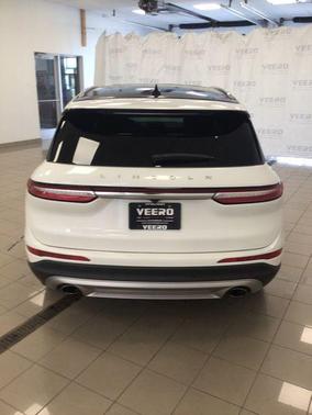 White Metallic 2022 Lincoln Corsair Reserve