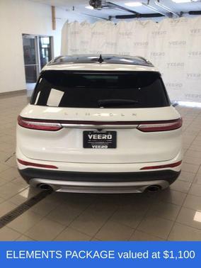 White Metallic 2022 Lincoln Corsair Reserve