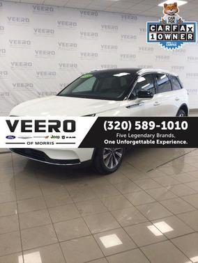 White Metallic 2022 Lincoln Corsair Reserve