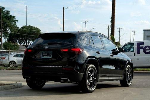 2026 Mercedes-Benz GLA 250 Base