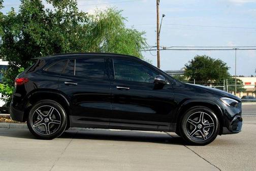 2026 Mercedes-Benz GLA 250 Base