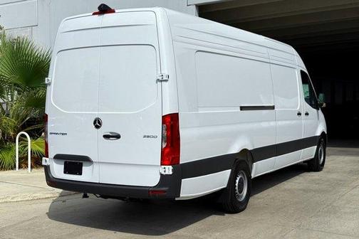 2026 Mercedes-Benz Sprinter 2500 170 WB High Roof Extended Cargo