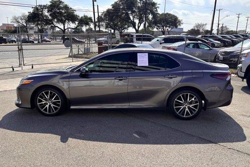 2023 Toyota Camry XLE