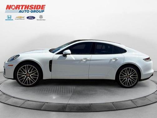 Carrara White Metallic 2021 Porsche Panamera 4
