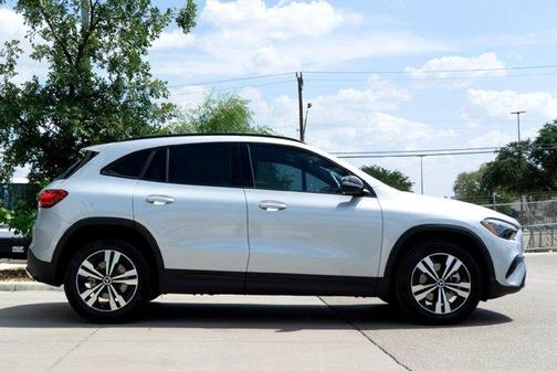 2026 Mercedes-Benz GLA 250 Base