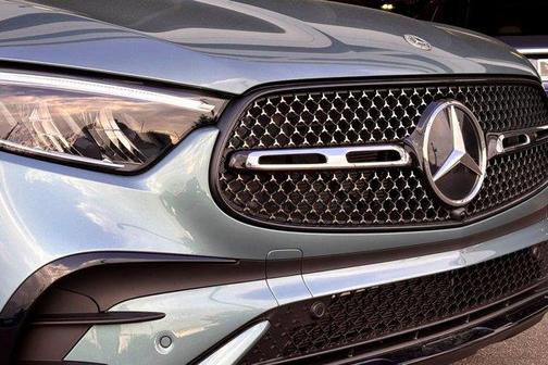 2026 Mercedes-Benz GLC 300 Base