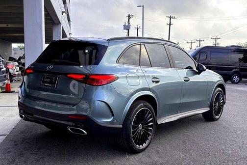 2026 Mercedes-Benz GLC 300 Base