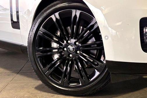 2023 Land Rover Range Rover P400 SE