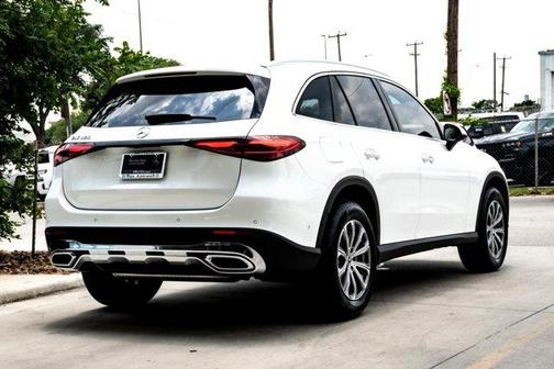 2025 Mercedes-Benz GLC 300 Base