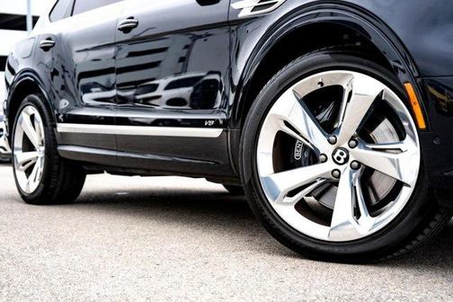 2022 Bentley Bentayga V8
