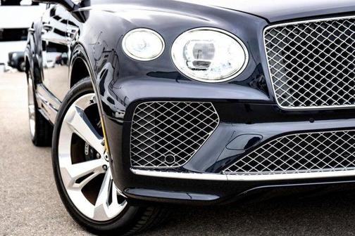 2022 Bentley Bentayga V8