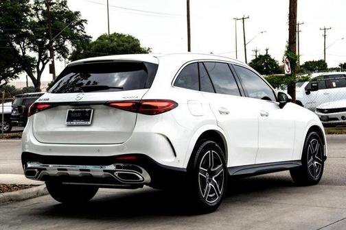 2025 Mercedes-Benz GLC 300 Base 4MATIC