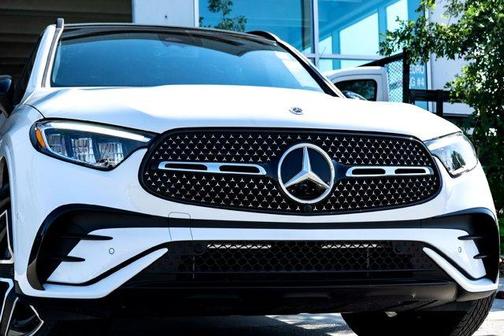 2025 Mercedes-Benz GLC 350e Base 4MATIC
