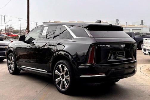 2025 Cadillac Escalade IQ Luxury 1