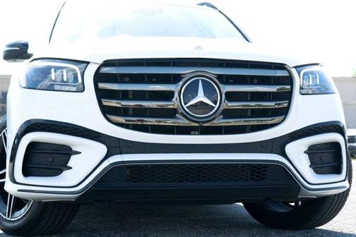 2024 Mercedes-Benz GLS 450 4MATIC