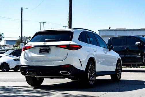 2026 Mercedes-Benz GLC 300 Base