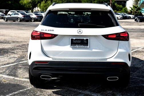 2025 Mercedes-Benz GLA 250 Base