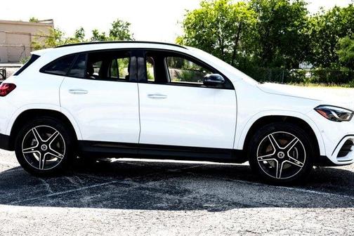 2025 Mercedes-Benz GLA 250 Base