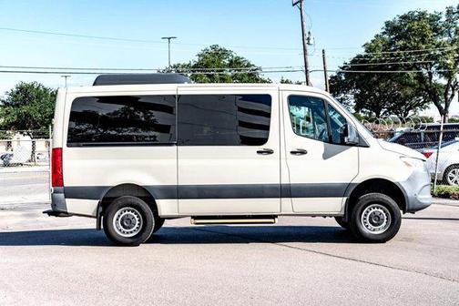 2021 Mercedes-Benz Sprinter 2500 144 WB Standard Roof Passenger