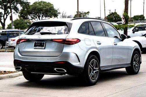 2025 Mercedes-Benz GLC 300 Base