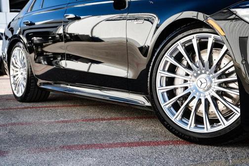 2025 Mercedes-Benz AMG S 63 E Base