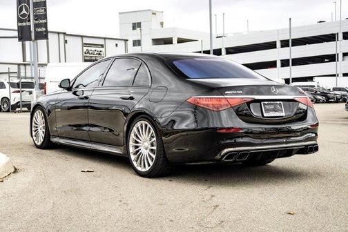 2025 Mercedes-Benz AMG S 63 E Base