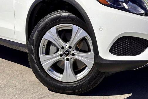 2018 Mercedes-Benz GLC 300 Base