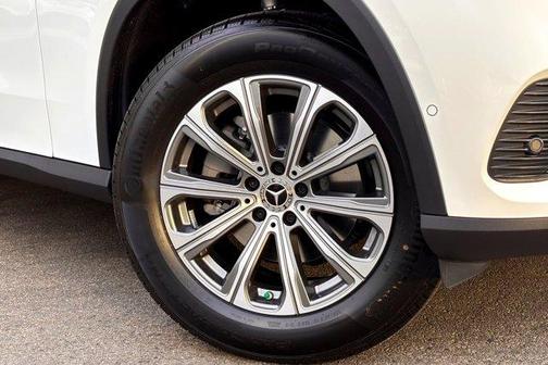 2026 Mercedes-Benz GLC 300 Base