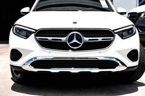 2025 Mercedes-Benz GLC 300 Base