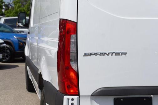 2025 Mercedes-Benz Sprinter 2500 Standard Roof