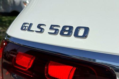 2026 Mercedes-Benz GLS 580 Base 4MATIC